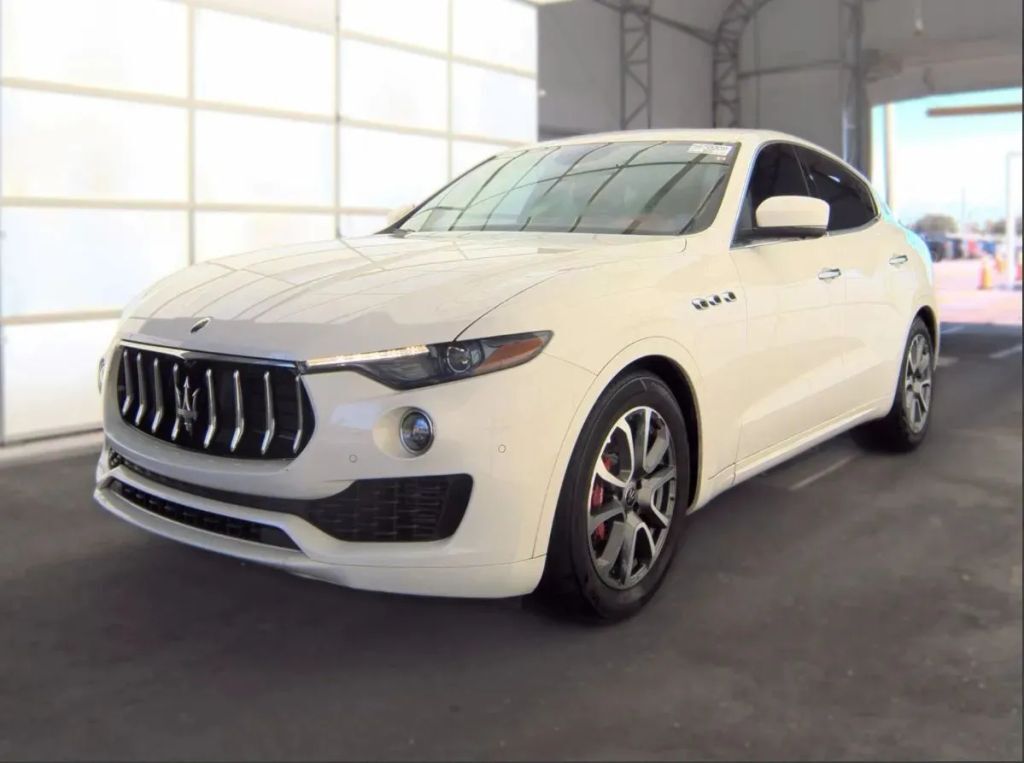 2020 MASERATI Levante