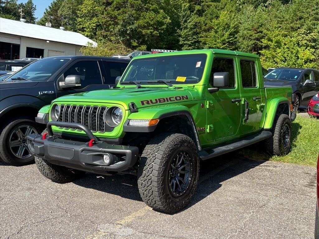2025 JEEP Gladiator