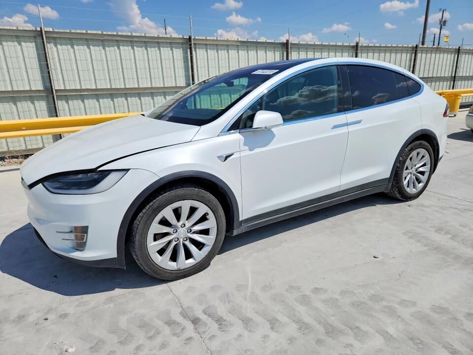 2018 TESLA Model X