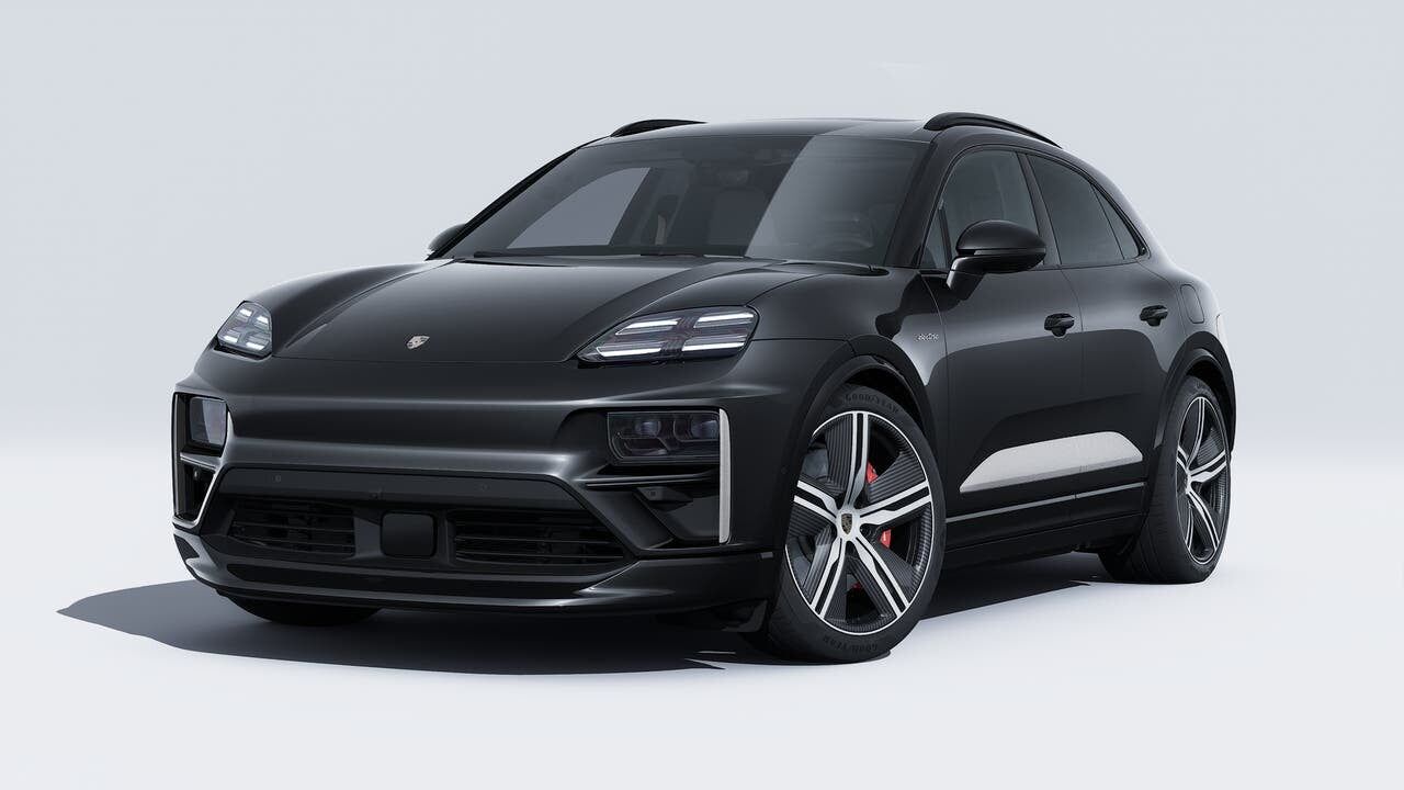 2024 PORSCHE Macan