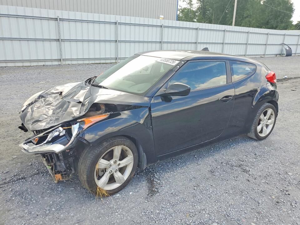 2013 HYUNDAI Veloster