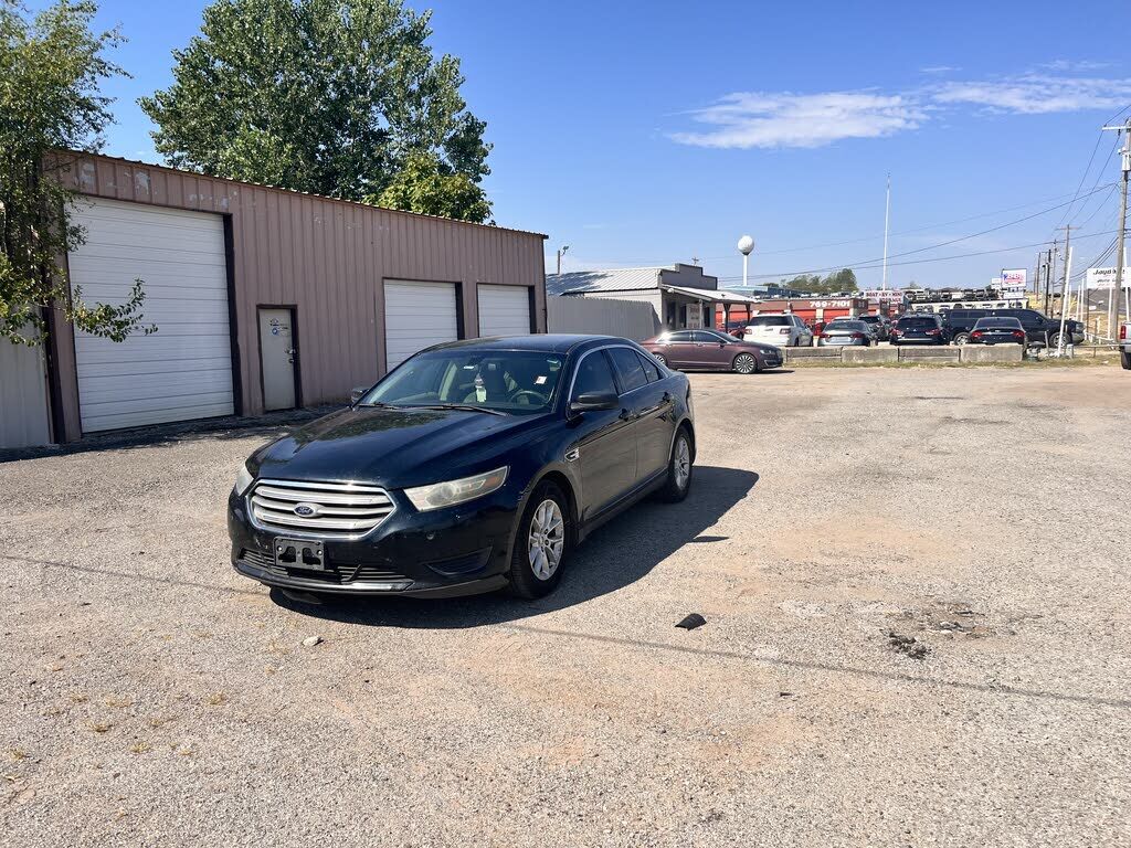 2014 FORD Taurus