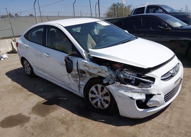 2016 HYUNDAI Accent