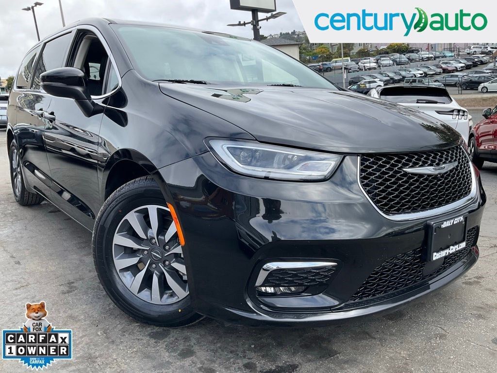 2023 CHRYSLER Pacifica