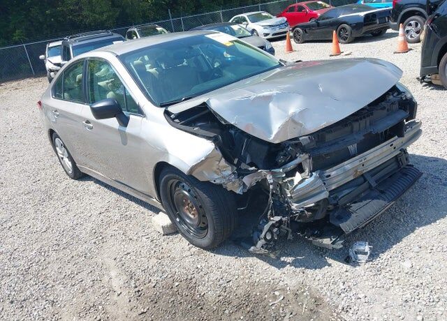 2016 SUBARU Legacy