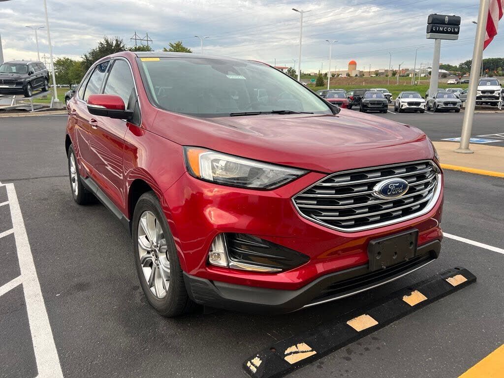 2023 FORD Edge