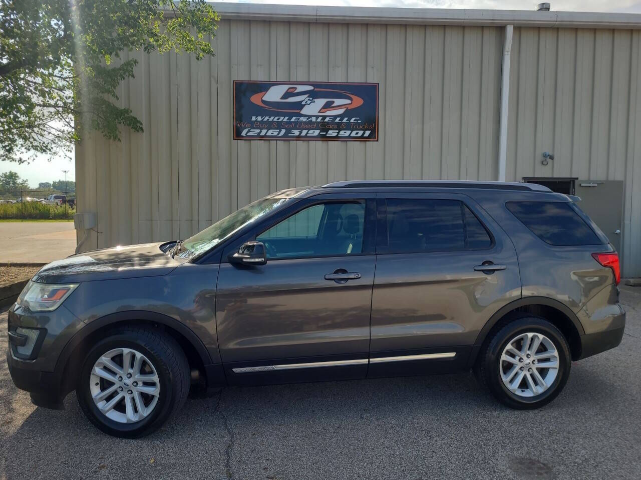 2017 FORD Explorer