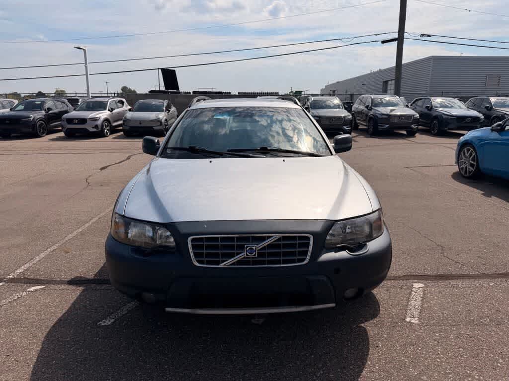 2004 VOLVO XC70