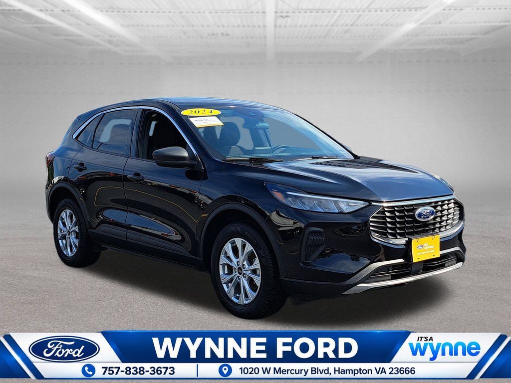 2024 FORD Escape
