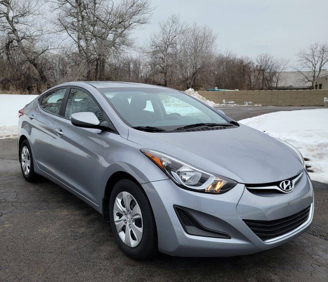 2016 HYUNDAI Elantra