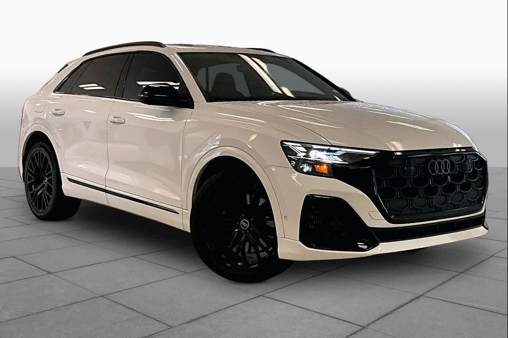 2025 Audi SQ8