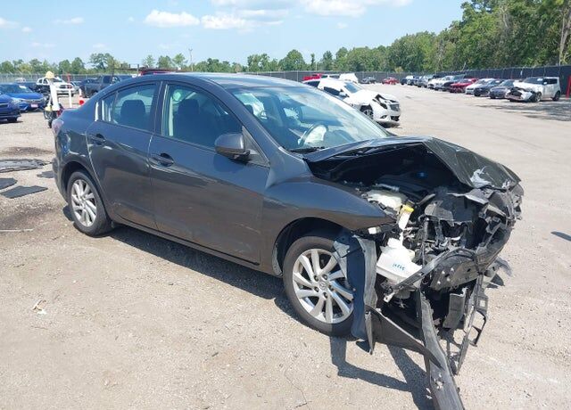 2012 MAZDA Mazda3
