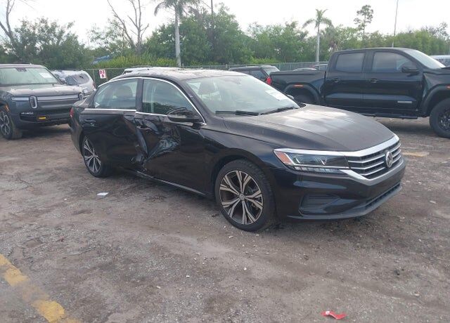 2021 VOLKSWAGEN Passat