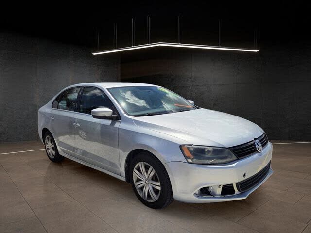 2013 VOLKSWAGEN Jetta
