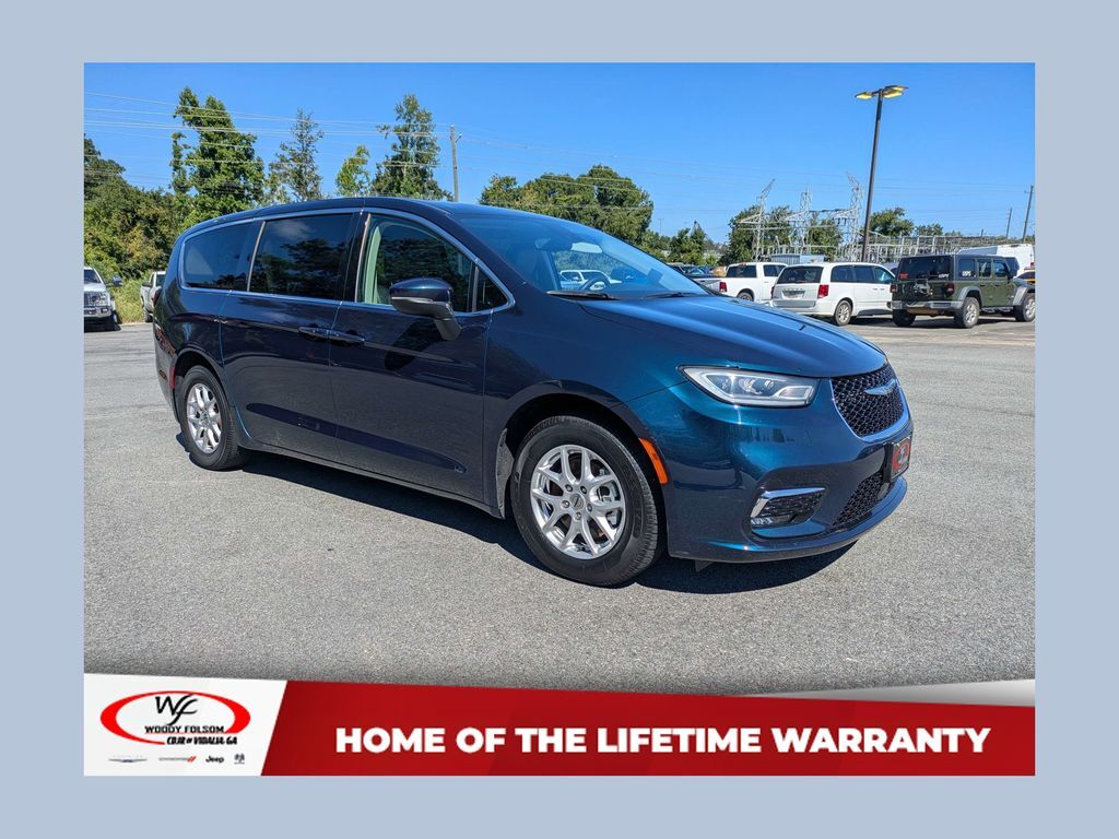 2023 CHRYSLER Pacifica
