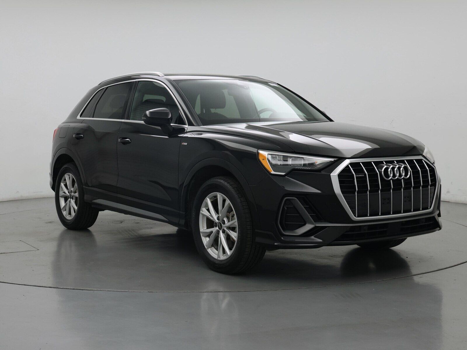 2022 Audi Q3