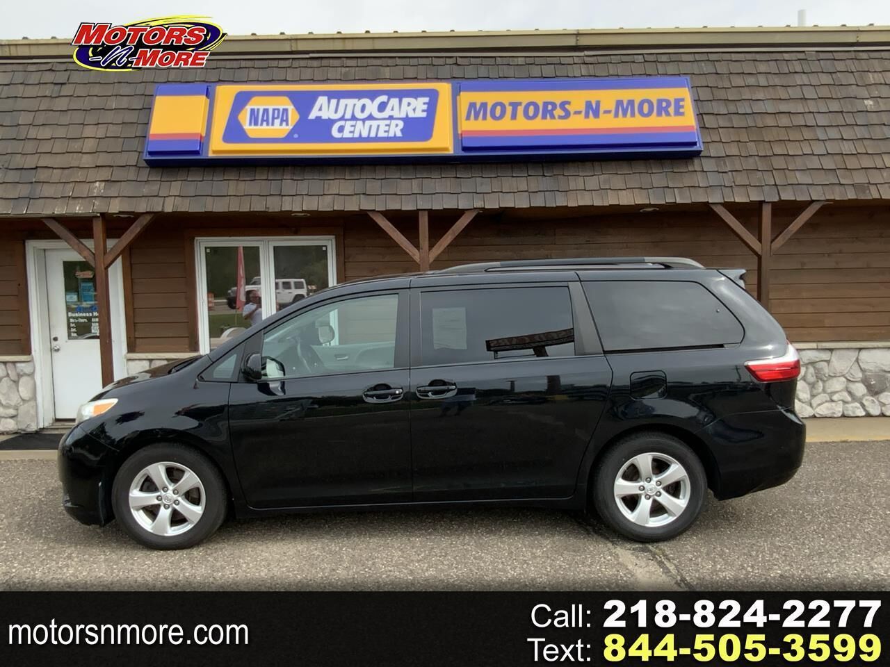 2015 TOYOTA Sienna