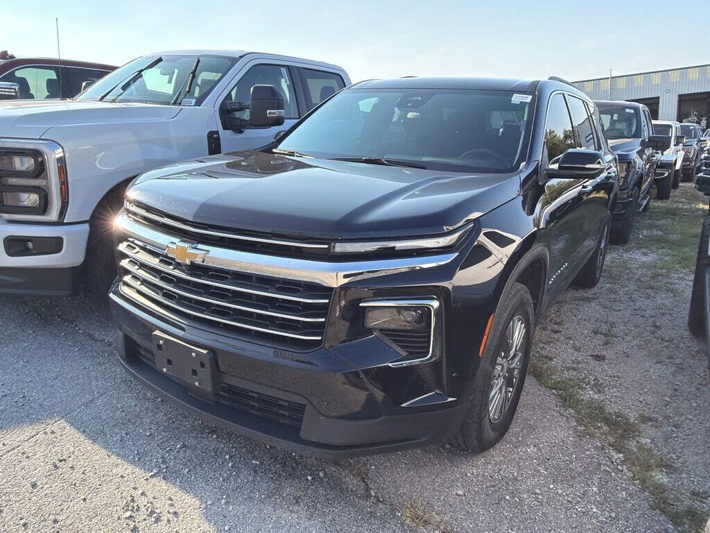 2024 CHEVROLET Traverse
