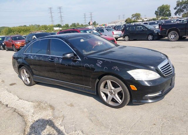 2011 MERCEDES-BENZ S-Class