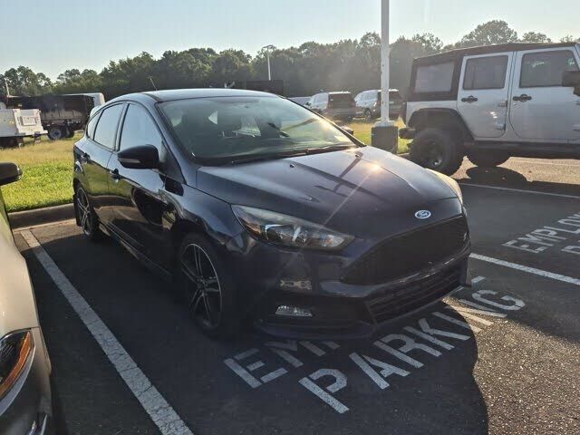 2016 FORD Focus
