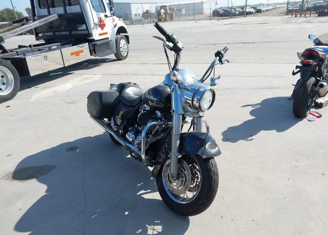 2007 HARLEY DAVIDSON Road King Custom