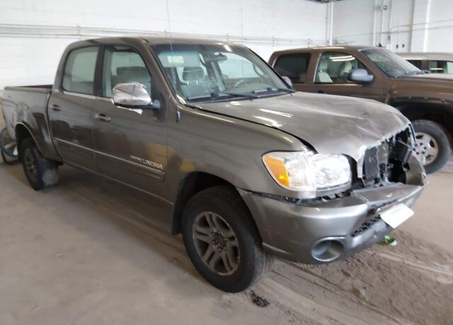 2004 TOYOTA Tundra