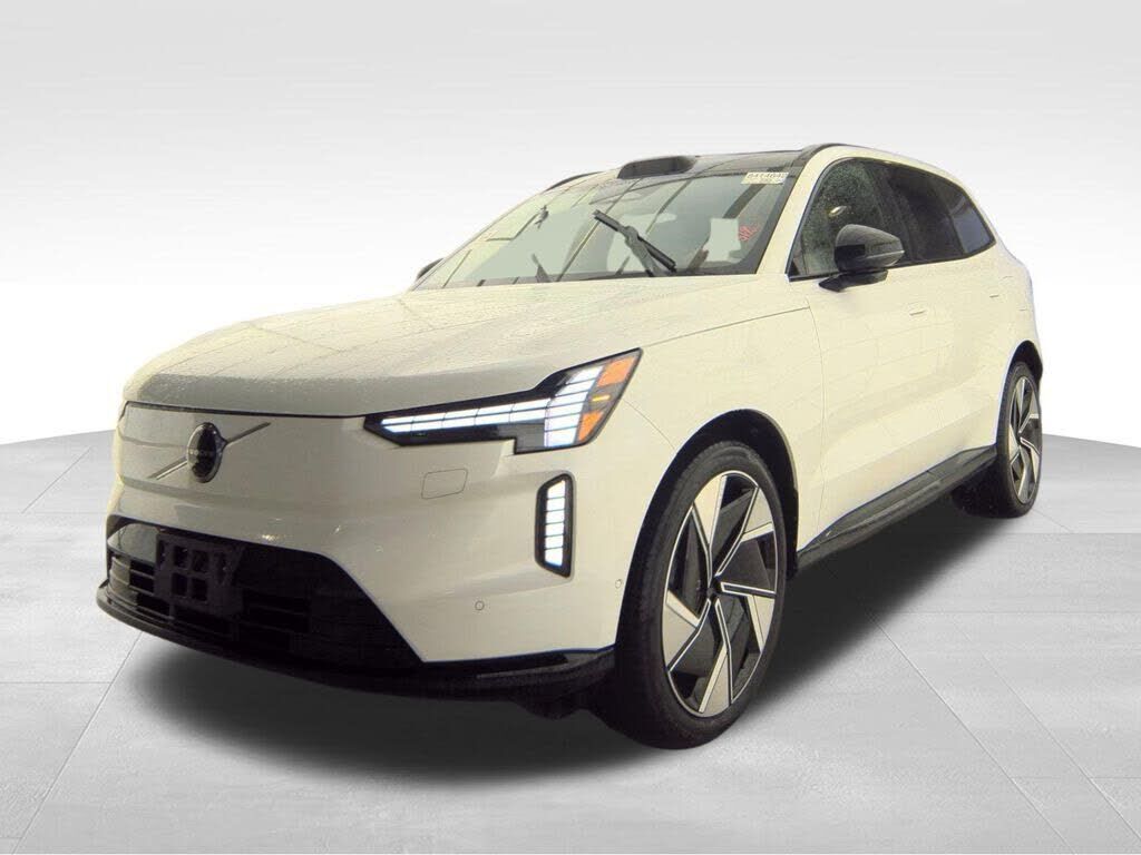 2025 VOLVO EX90