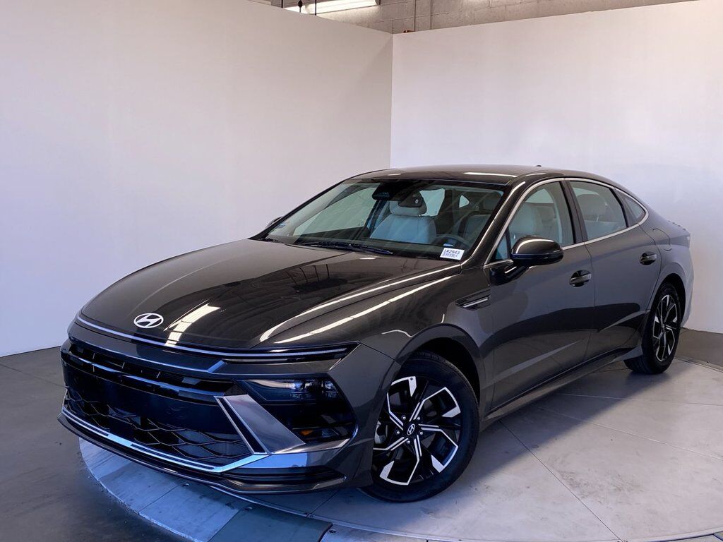 2025 HYUNDAI Sonata