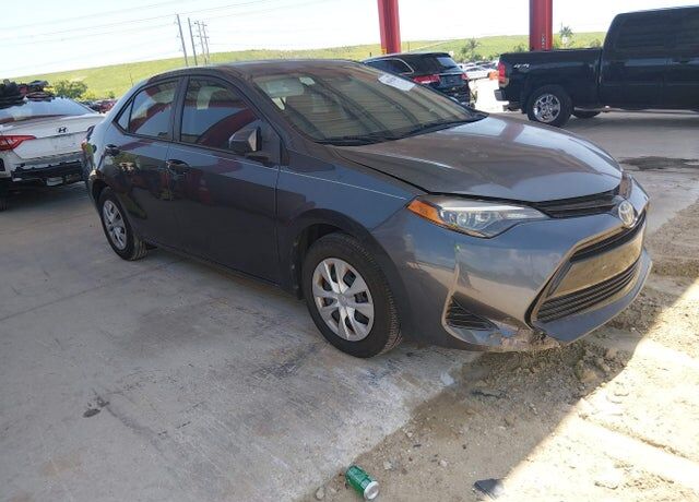 2018 TOYOTA Corolla