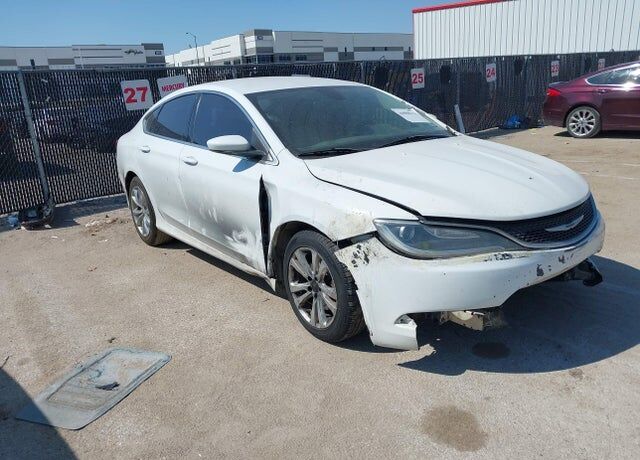 2015 CHRYSLER 200