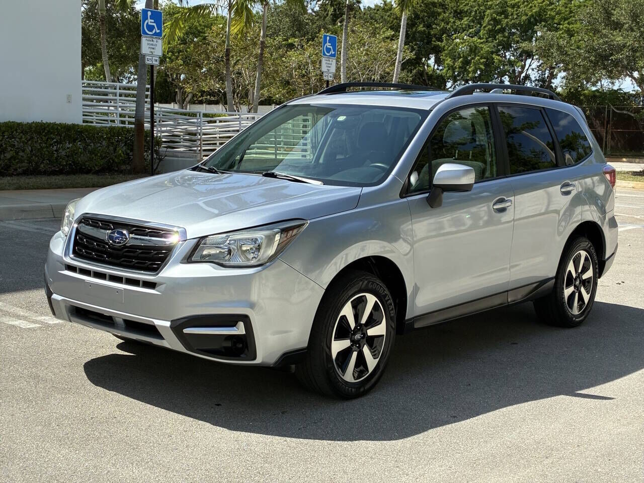 2018 SUBARU Forester
