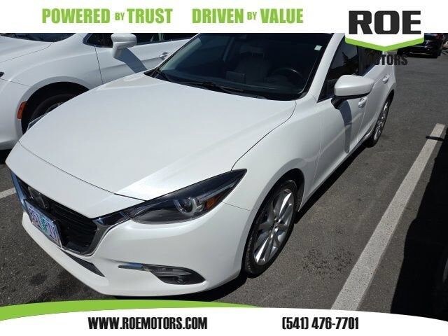 2017 MAZDA Mazda3