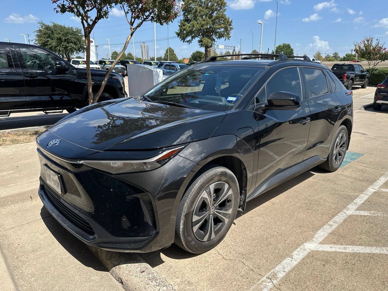 2025 TOYOTA bZ4X