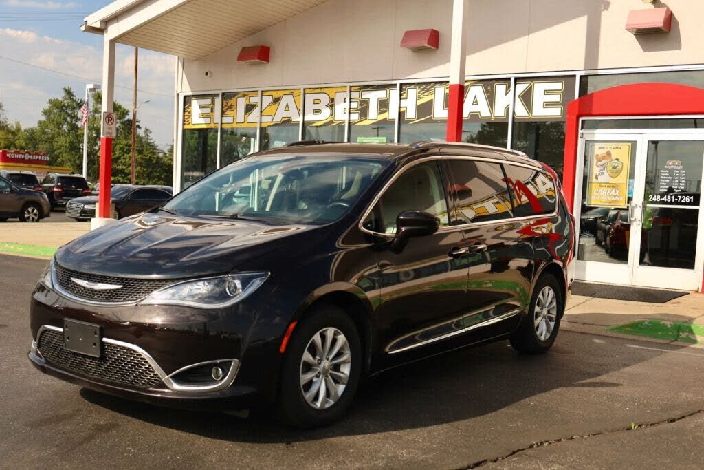 2019 CHRYSLER Pacifica