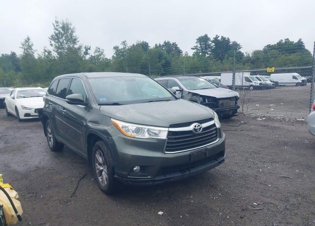 2014 TOYOTA Highlander