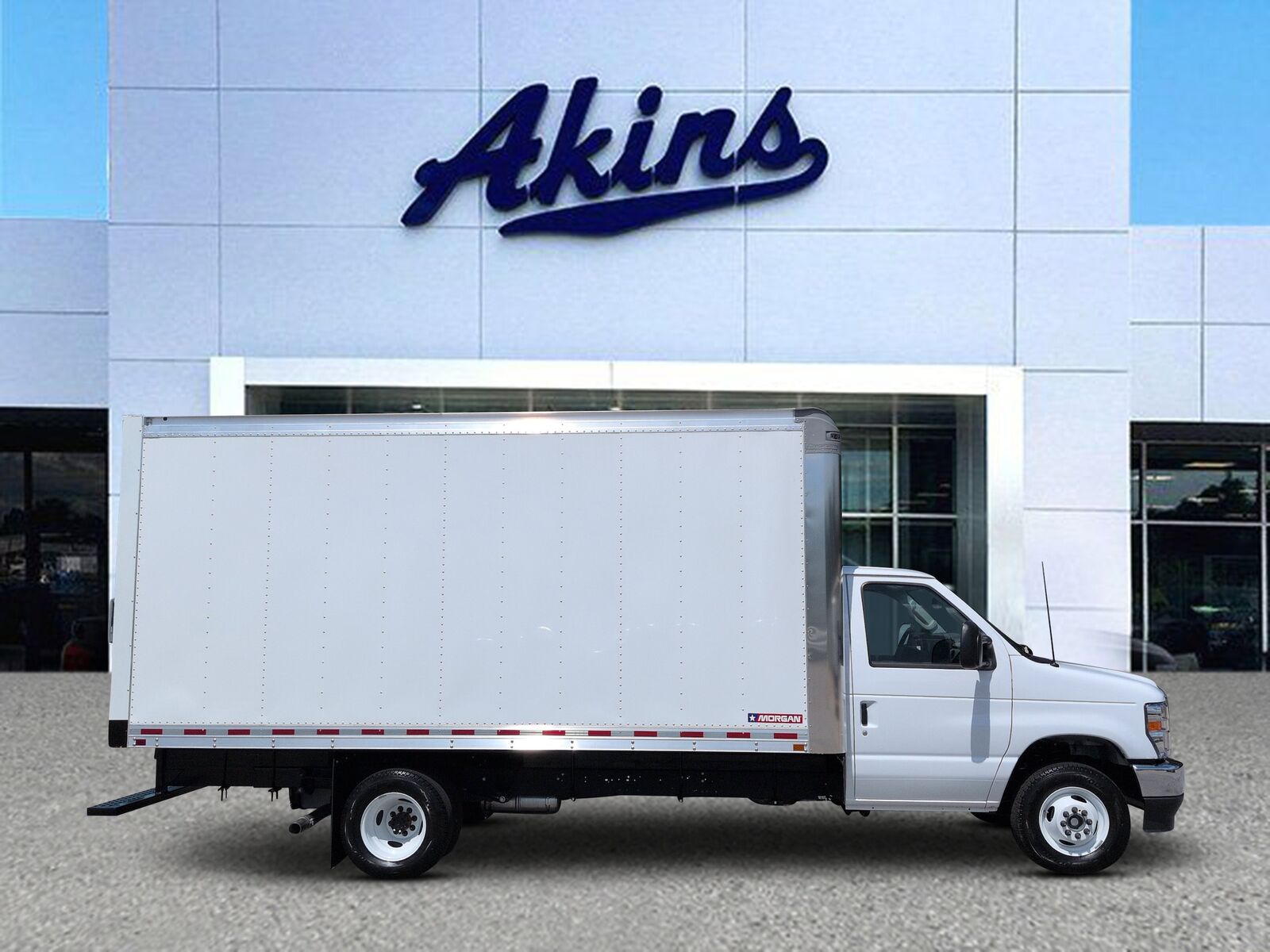 2027 FORD E-450