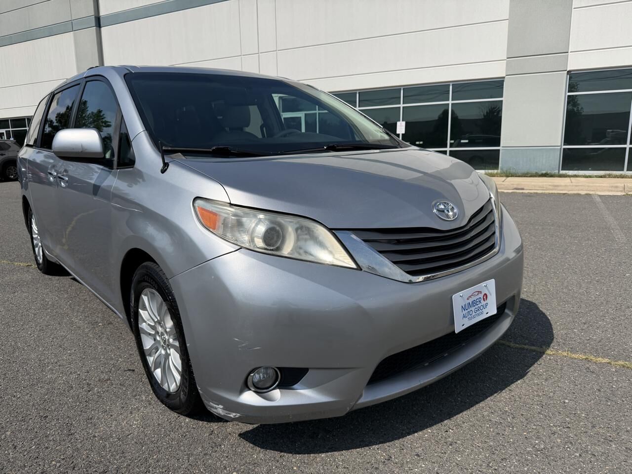 2013 TOYOTA Sienna