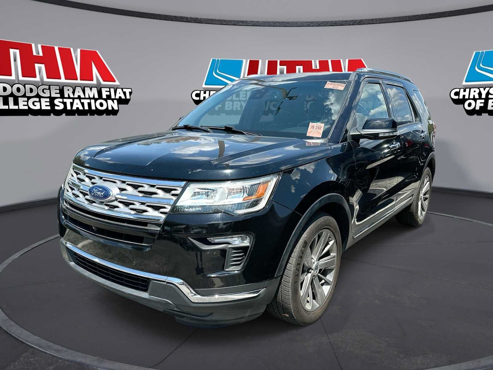 2018 FORD Explorer