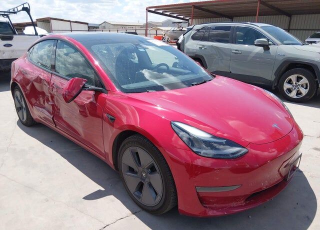 2022 TESLA Model 3