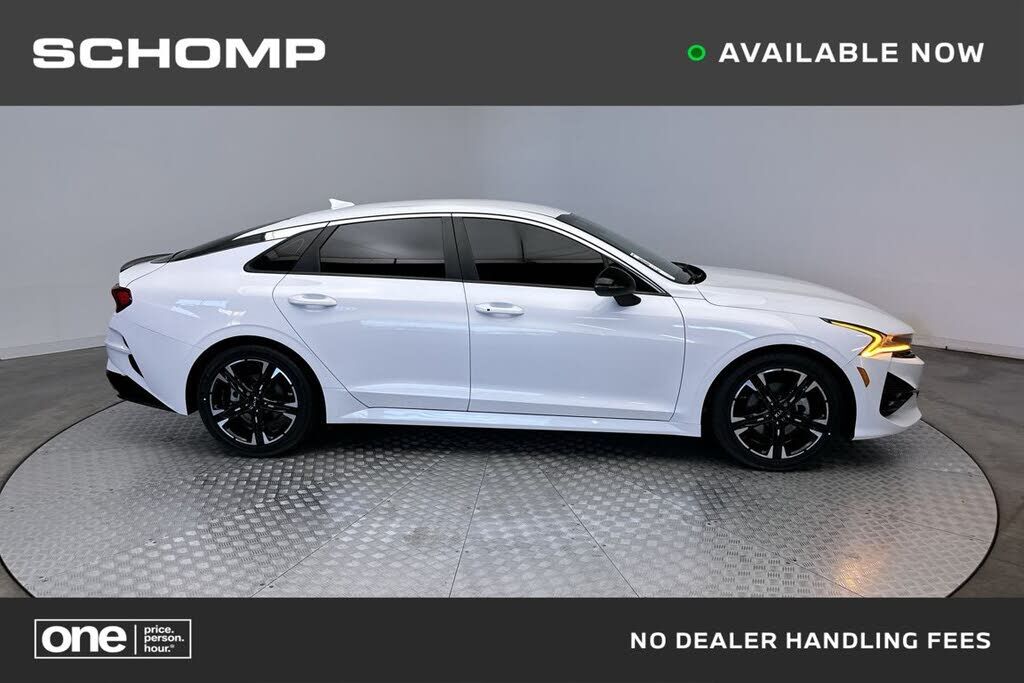 2022 KIA K5