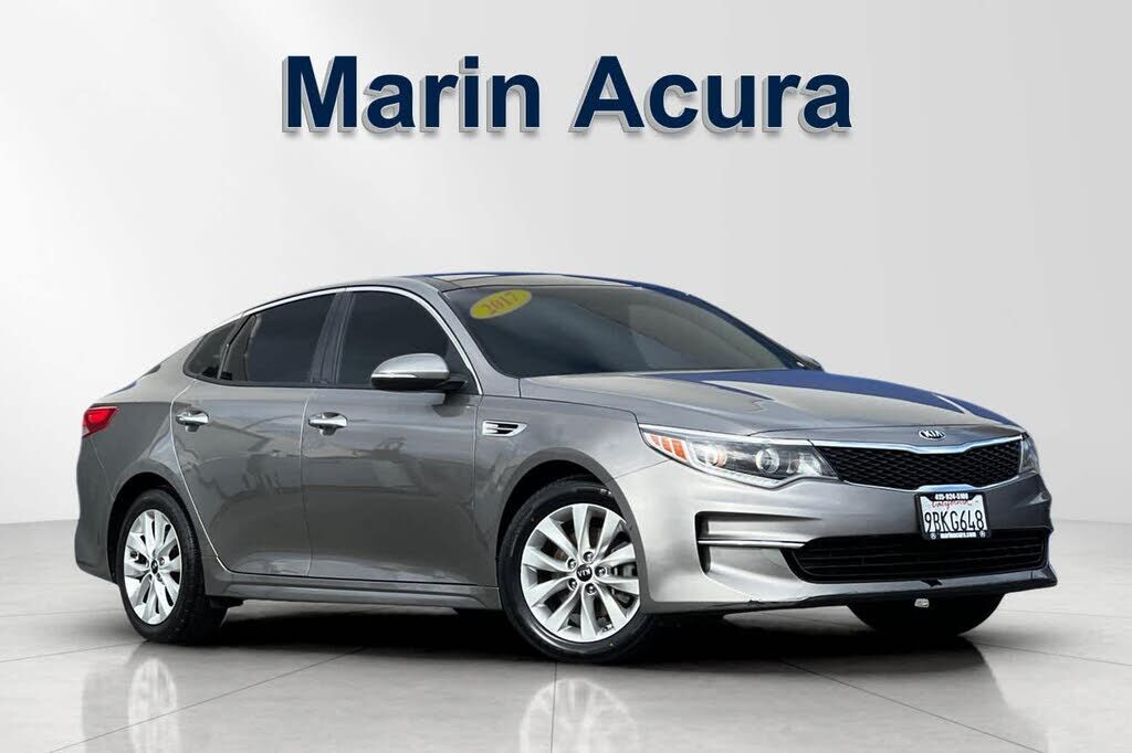 2017 KIA Optima