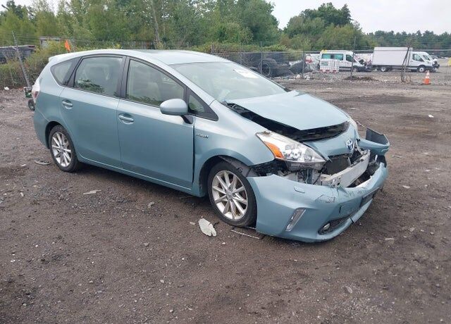 2014 TOYOTA Prius