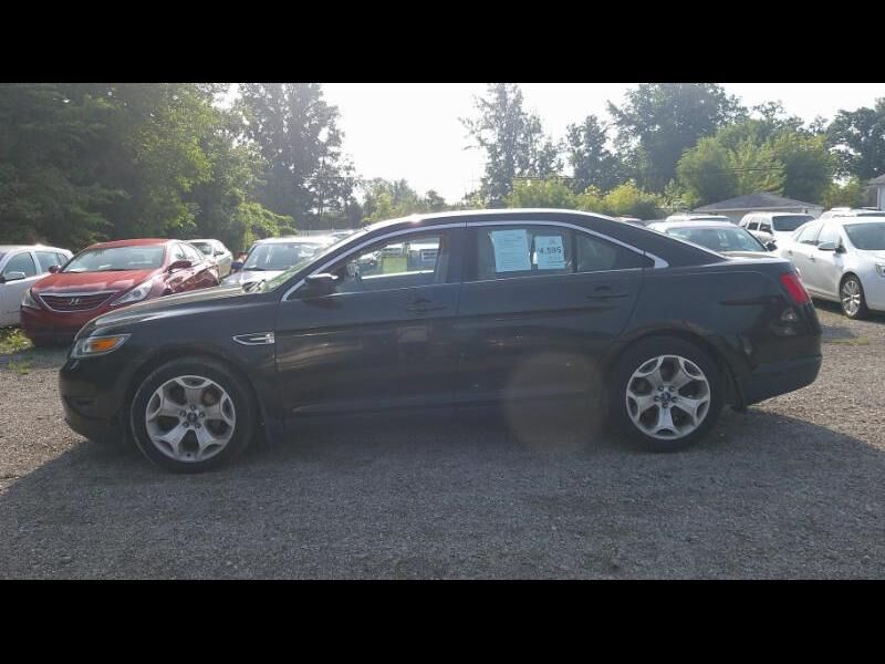 2011 FORD Taurus