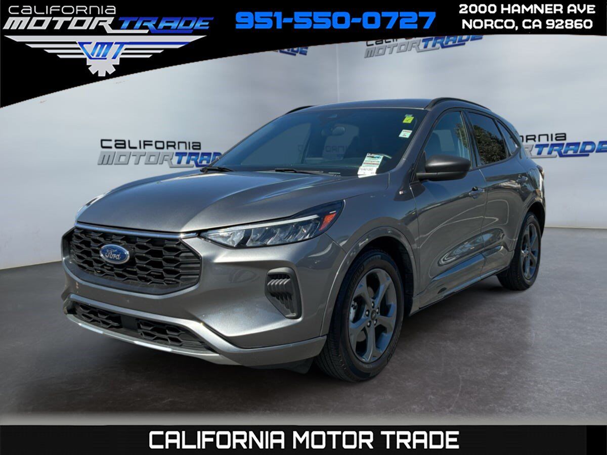 2023 FORD Escape