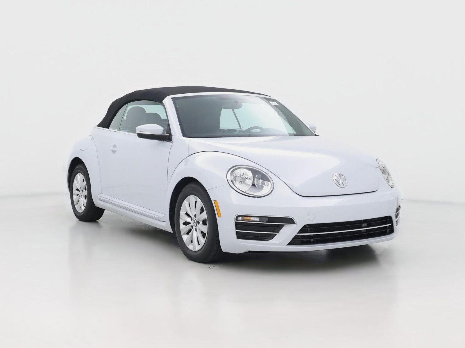 2019 VOLKSWAGEN Beetle