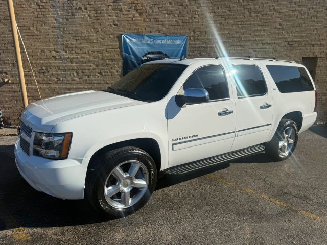 2014 CHEVROLET Suburban