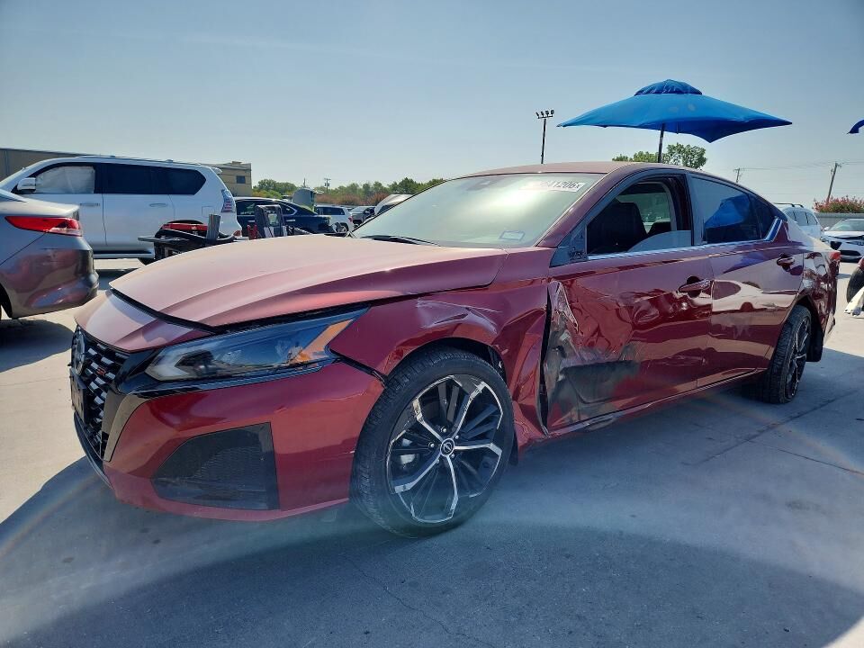 2023 NISSAN Altima