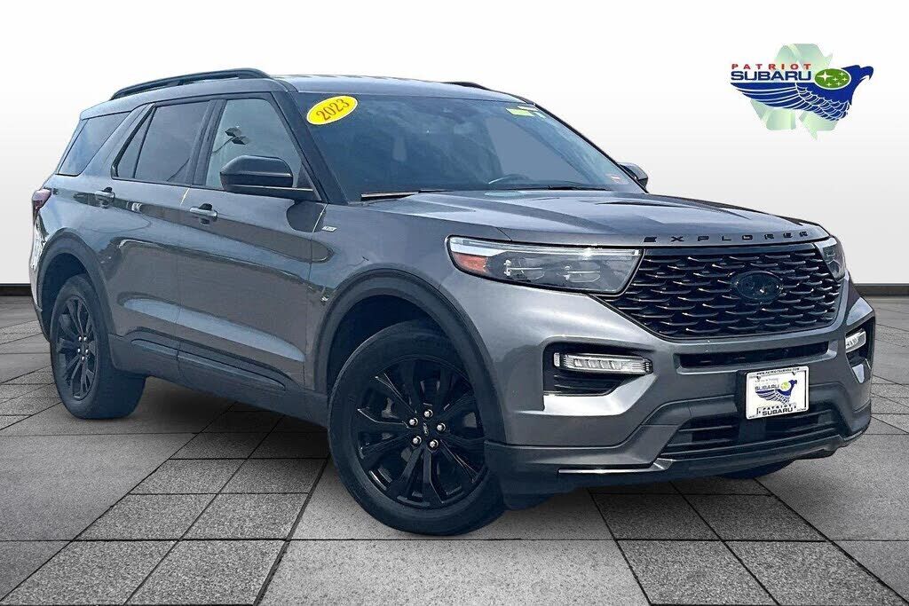 2023 FORD Explorer