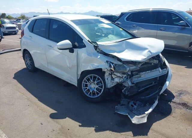 2017 HONDA Fit