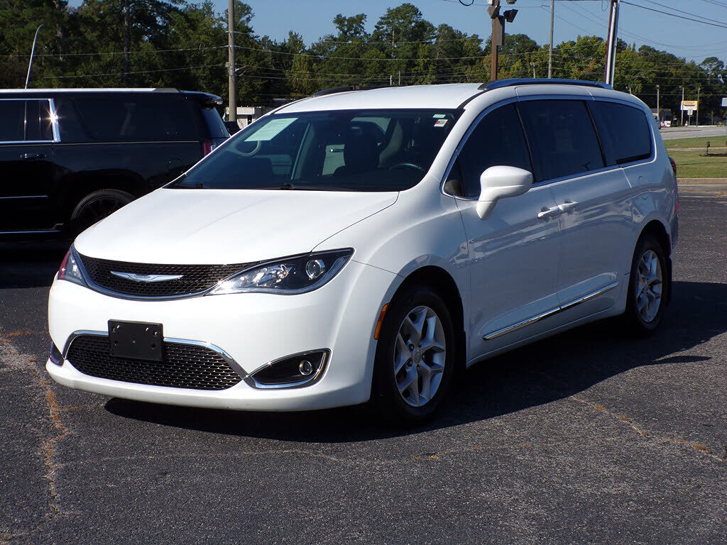 2017 CHRYSLER Pacifica